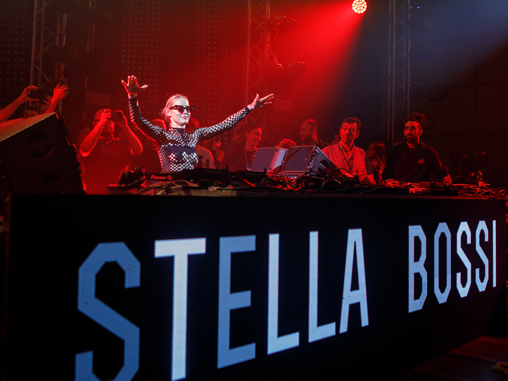 Galactica NYE 2022 - Stella Bossi